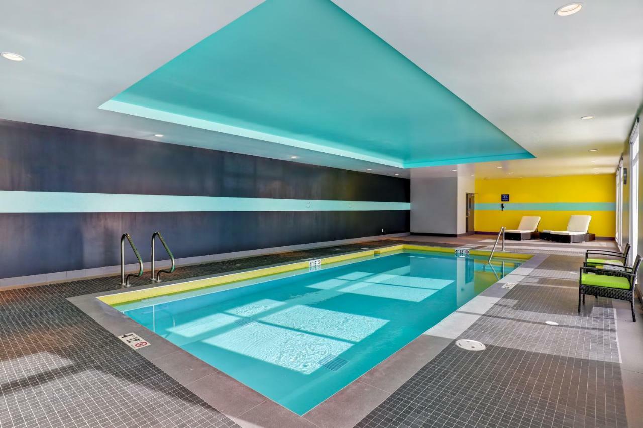 Tru By Hilton Edmonton Windermere Eksteriør billede