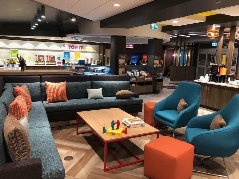 Tru By Hilton Edmonton Windermere Eksteriør billede